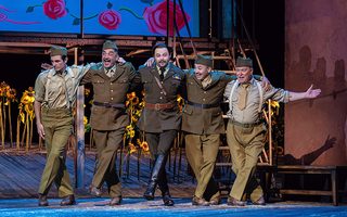 Center: Luke Sutliff (Belcore), photo by Curtis Brown for the Santa Fe Opera