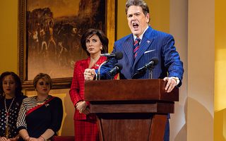 L - R: The Santa Fe Opera Chorus, Elena Villalón (Sheila), Michael Mayes (David), photo by Curtis Brown for the Santa Fe Opera