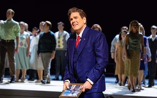 Michael Mayes (David), the Santa Fe Opera Chorus, photo by Curtis Brown for the Santa Fe Opera