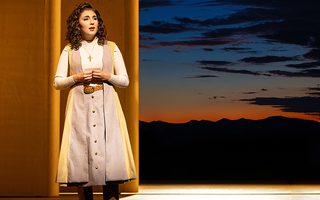 Elena Villalón (Sheila), photo by Curtis Brown for the Santa Fe Opera